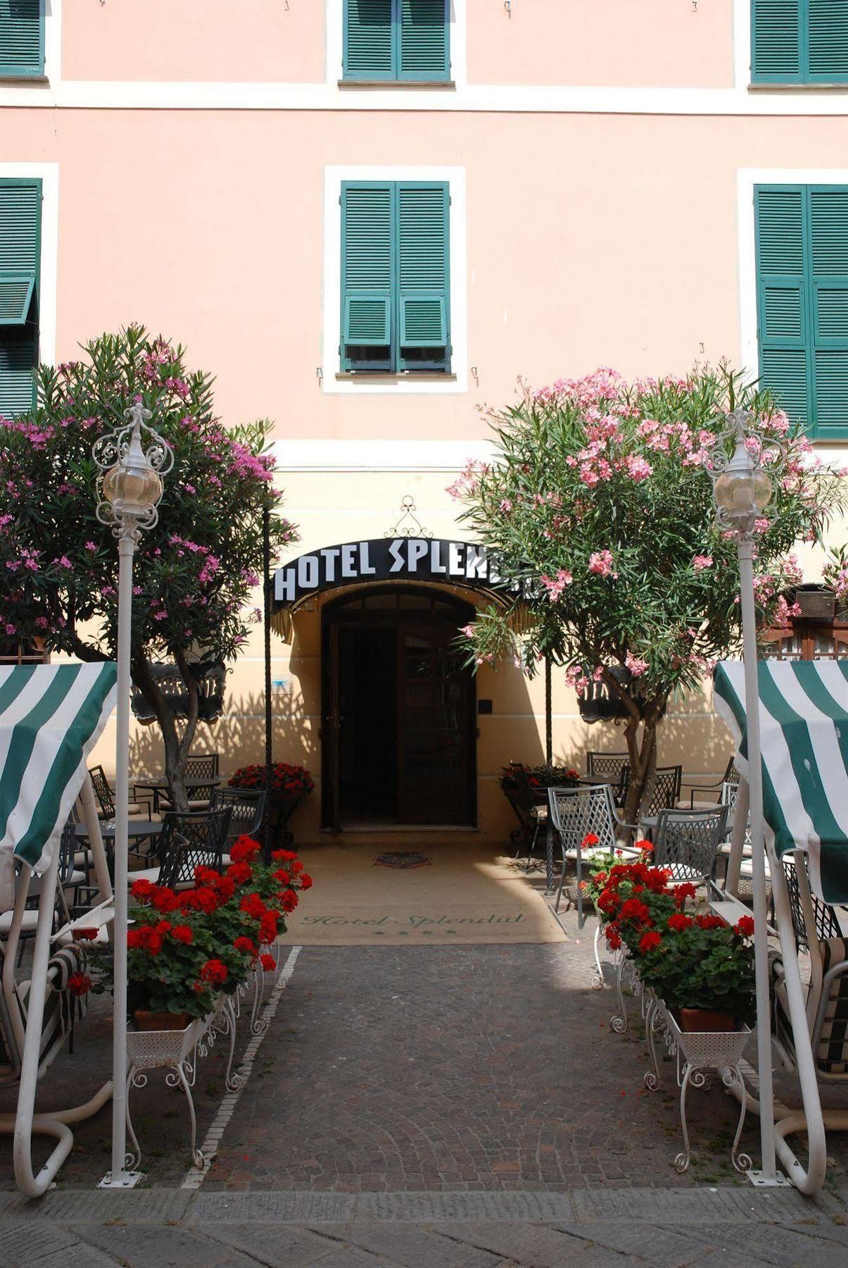 Hotel Splendid Mare Laigueglia Exterior foto