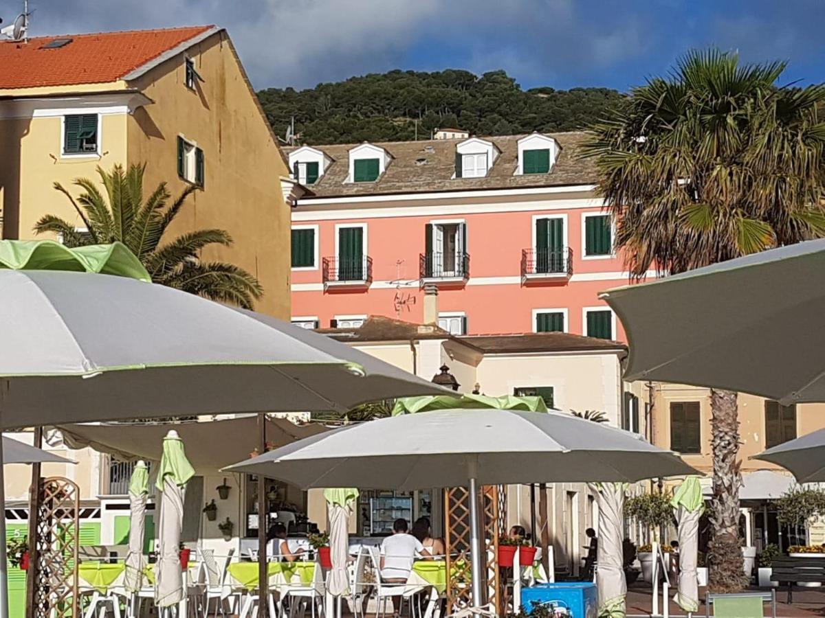 Hotel Splendid Mare Laigueglia Exterior foto